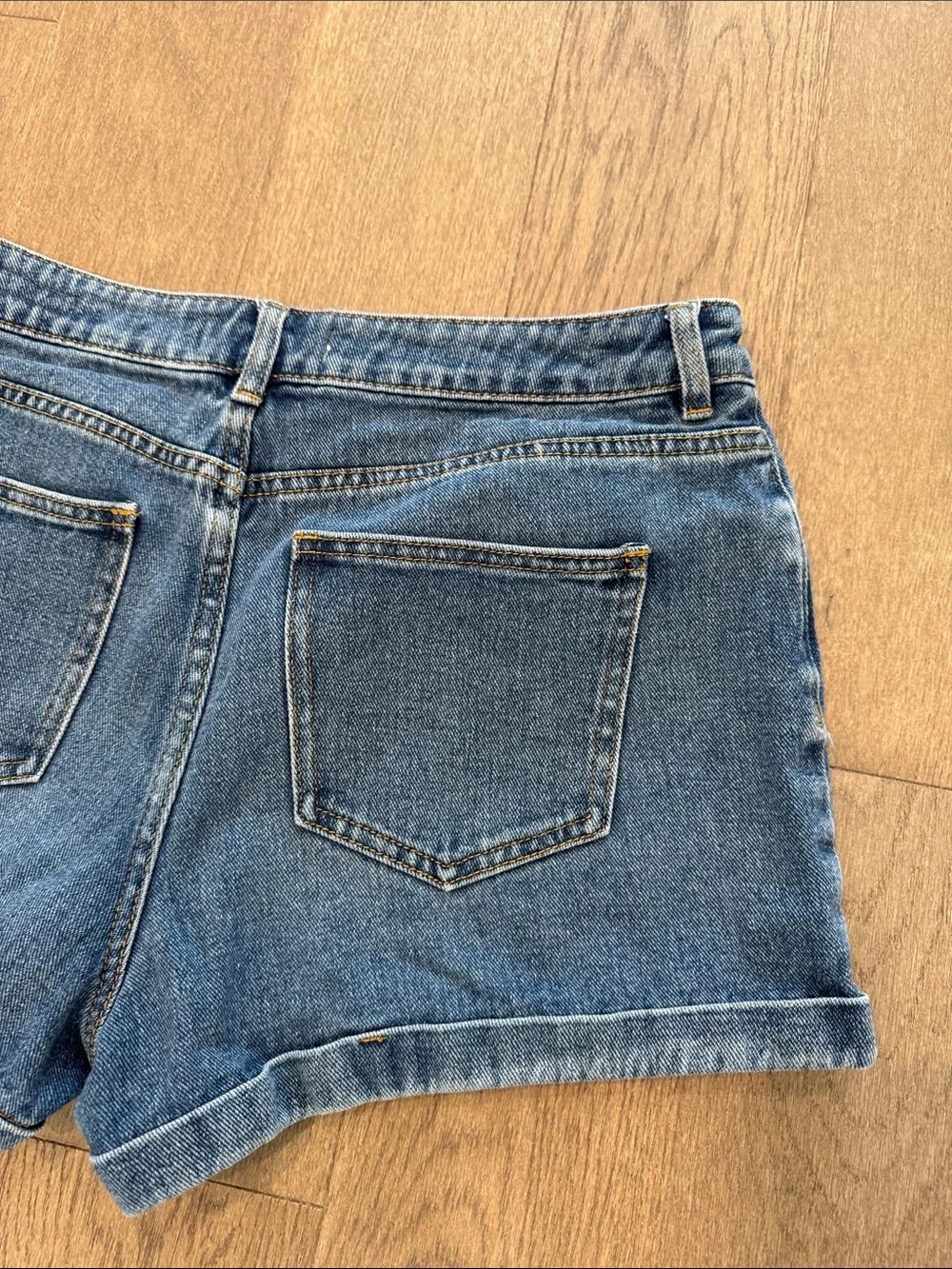 Pacing Mom Shorts High Rise‎ Button Fly Blue Denim Cuffed Hem 28 Summer Vacation